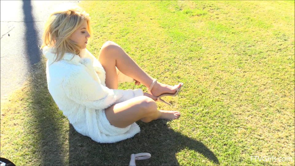 [FTV] Arya Going Bigger 1 - [Feet porn]