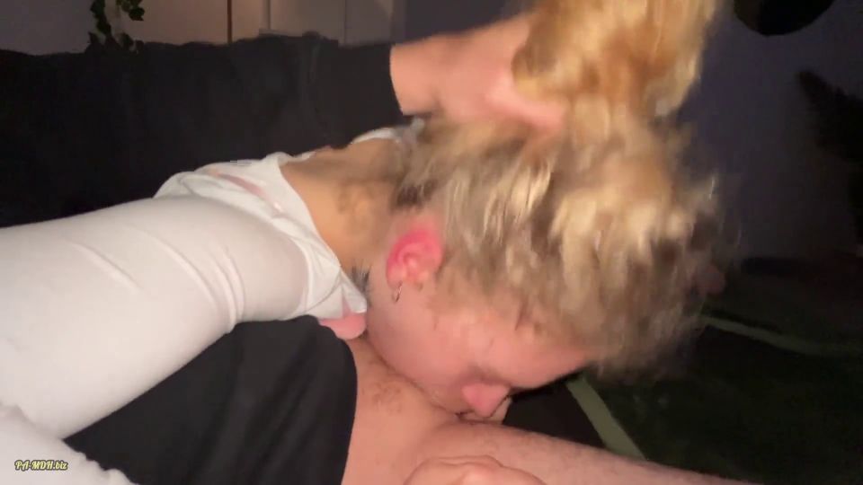 MaryjaneAuryn – 20 Cm Tief in Meiner Kehle.