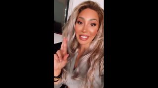 FARRAH ABRAHAM () Farrahabraham - im almost done with my lsat test wooo hoooo tip me for good luck feelin confide 10-10-2021