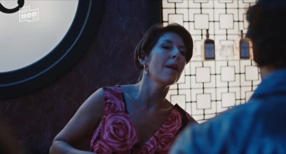 Ruth Becquart, etc - Chaussee d'Amour s01e04 (2016) HD 720p - (Celebrity porn)