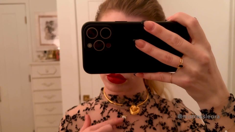 porno clip 44 juego de mascotas fetiche Señora Leora – Noche de cita traje 2 – malla negro minidress alta cola de caballo, femdom pov en pov