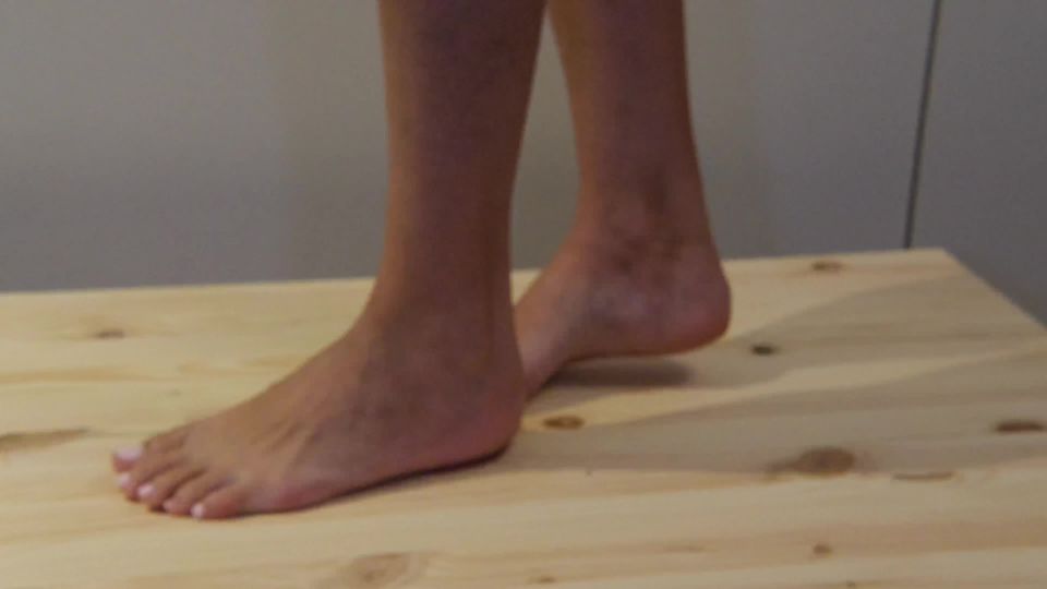 xxx video 19 Los vaqueros medios - Enchufado castidad Cage Stom - cbt - fetiche porno fetiche sexo