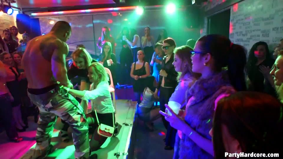 PartyHardcoreGoneCrazy partyhardcore gone.crazy.vol.33.part2 