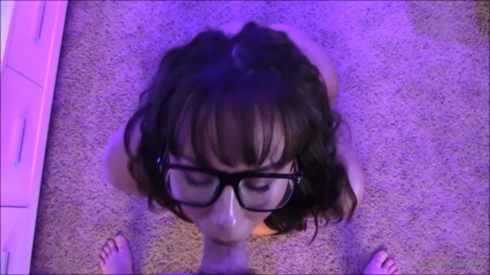 Onlyfans - Cassidy Nicole - cassidynicolexo - cassidynicolexoAquí hay una pequeña vista previa del video que voy a enviar esta noche Chupando un bonito - 27-09-2020