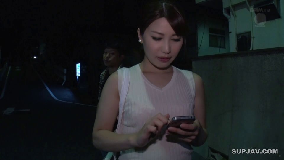 ReducingMosaic JUY-040 歩きスマホの代償 DQNの携帯を壊してレアキャラが出るまで言いなりにされた人妻 羽田璃子