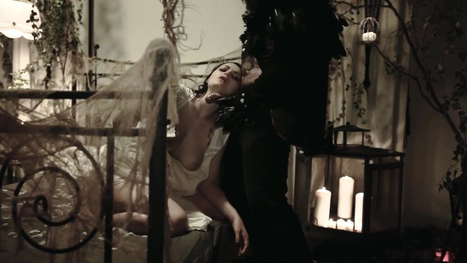 Chaturbate- ALISSA-NOIR - 036 HALLOWEEN - SEXORZISMS VON ALISSA NOIR 1080P.mp4