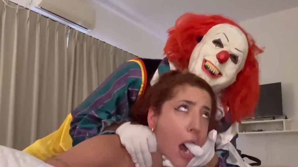 Halloween XXX: Noahpells & Cuchi Laino - HD 720p Rough Fun!