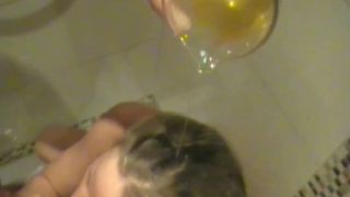 [K2S.CLUB] man4you66 - Haarw?sche und Mundsp?lung mit Pisse - HD 720P