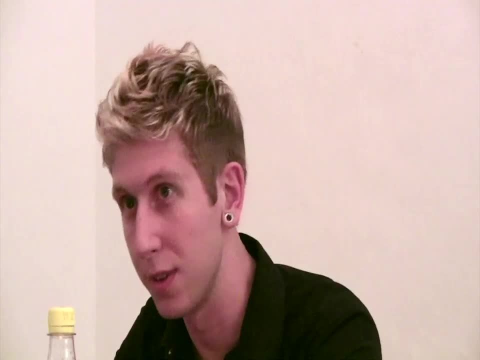 porno clip 12 Lou Charmelle y Lily Labeau – lirio y Lou Man Hunt ibiza 2 - adolescentes - adolescente