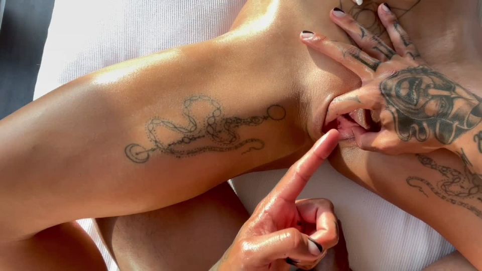 xxx clip 48 Roxysdream – Masaje erótico convertido en sexo real, en pov