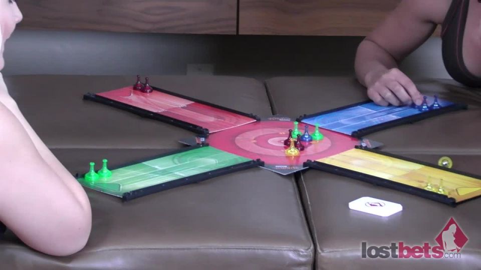 LostBets 243 Strip OConnell con Whitney AJ Alexis y Tony HD (porno MILF)