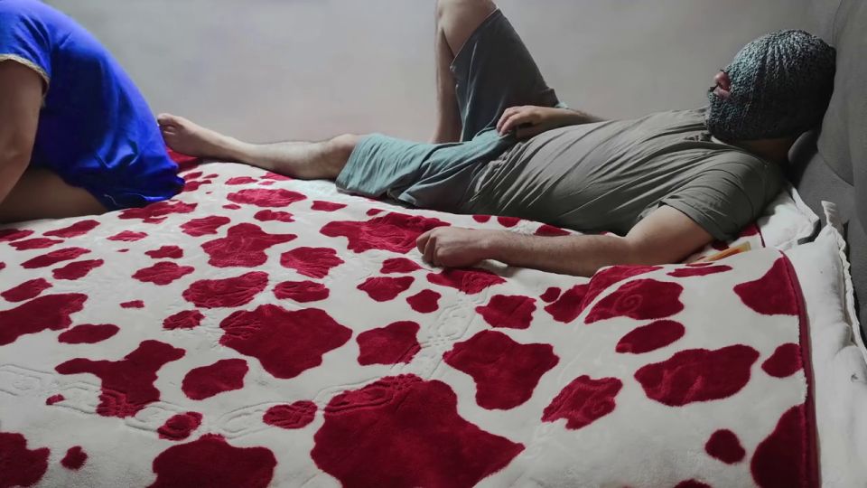 Majda Arabic,Egyptian Cuckold Wife - Iranian cuckold husband wife sharing ديوث يشارك زوجته مع صديقه المفضل