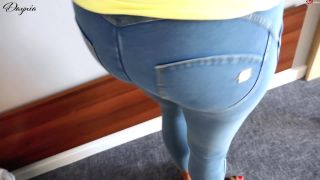 free porn clip 48 Daynia – Fickgeil im Burgerladen – Haettest Du dich das auch getraut - fetish - femdom porn asian mean girls femdom