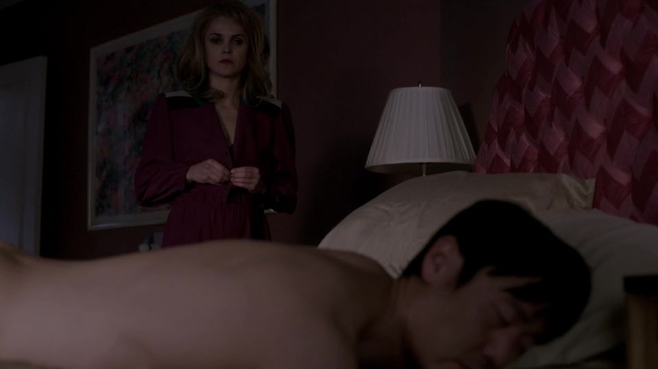Keri Russell Nude - The Americans s04e09 2016 HD