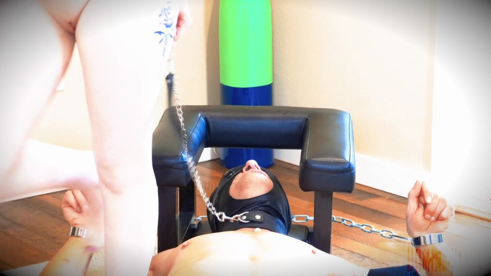 porno online video 21 Coño Limpieza Cerdo en femdom porno femdom extranjero