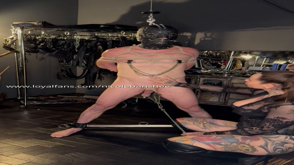 Dominant Lady Commands Her Bondage Slave Adventure