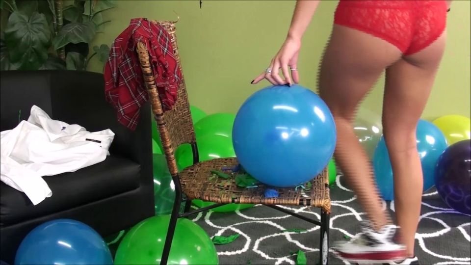 Custom Fetish - Mila s Sit Pop 50 Cam 2 - Fetish