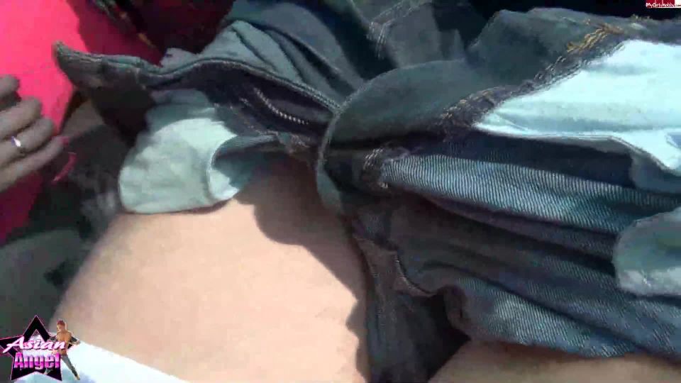 Asia-Angel - Koll egen beim Auto fahren abge wichst  - germany - german porn oral amateur