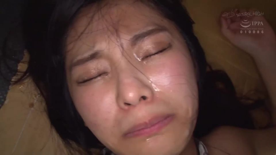 NHDTB-487 Cafe girl chain molestation - The molestation plan that uses the sales clerk who has fallen in love in the cafe during business.