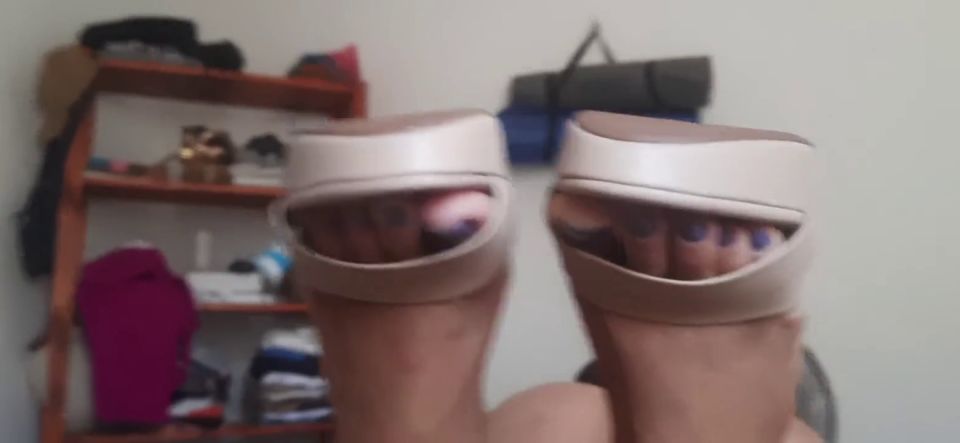 Footjob Maid gave high heels footjob and let you fuck her ass