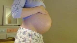 7165 Pregnant woman 13