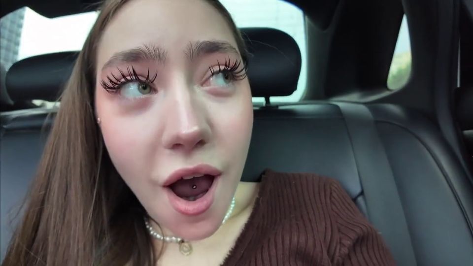 FloraBliss - Me desperté en el taxi y no pude parar