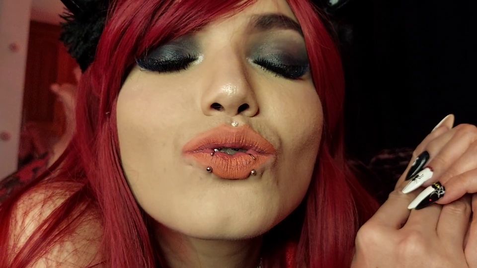 KimmyVampiro - Hacer que mi novio se corra con mi sonrisa