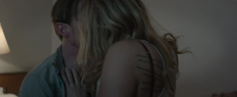 Scout Taylor-Compton - Ghost House (2017) HD 1080p - [Celebrity porn]