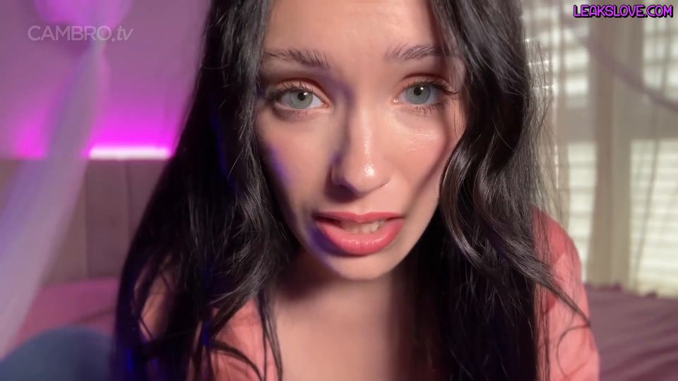 Adria Nite – Mamá quiere lo que quieres Sexo virtual Adria Nite