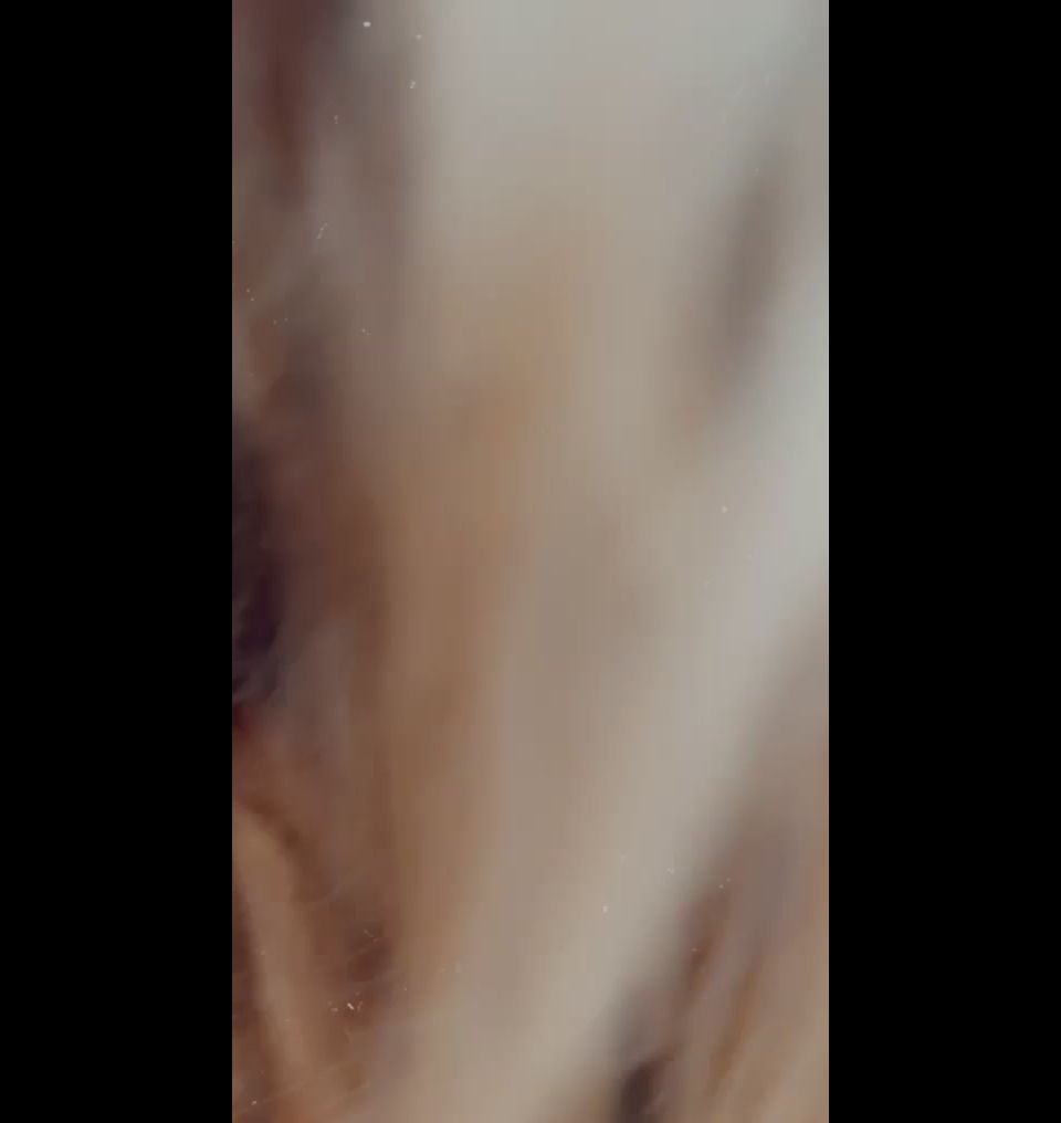 ErikaSwingz - Putting in a HUGE butt plug - Hot wives