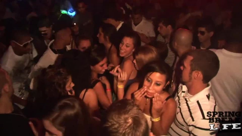 online video 34 Hot Clubbing Girls Letting Me FIlm Up their Skirts in Tampa,  on teen 