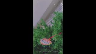 HayleeLove () Hayleelove - ive been so busy this week and its only wednesday are you guys ready for some chris 16-12-2020