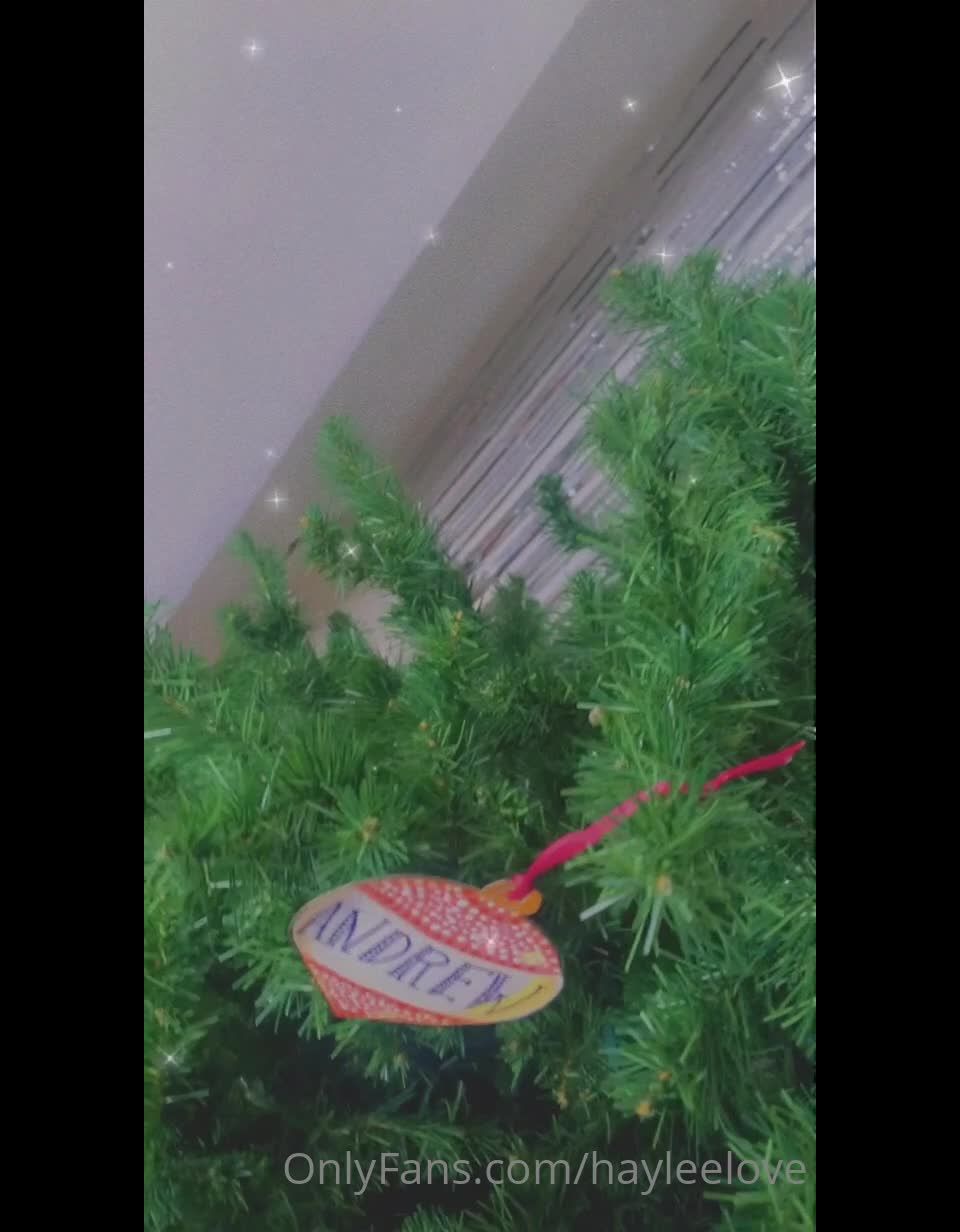 HayleeLove () Hayleelove - ive been so busy this week and its only wednesday are you guys ready for some chris 16-12-2020