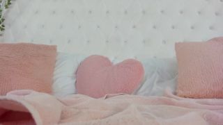 Shemale Webcams Video for June 28, 2021 – 06 - Webcams