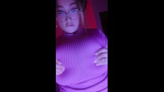 Cheryl Blossom Cherylbloss - what do u think about my new dress its sooo short haha i love it its so ea 23-03-2020