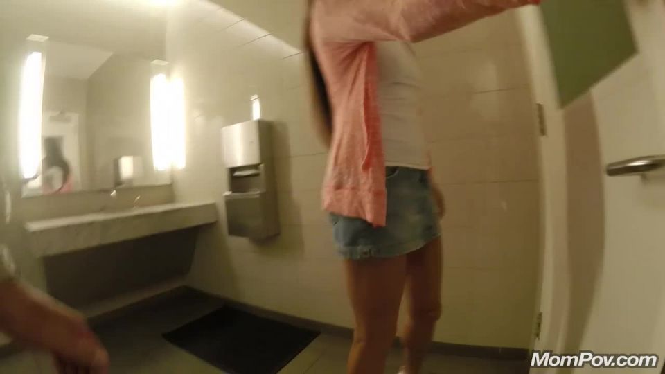 clip 48 zafiro azul hardcore porno duro  MomPov.com - Mandie - Bono [HD 720p]  hd-dvd