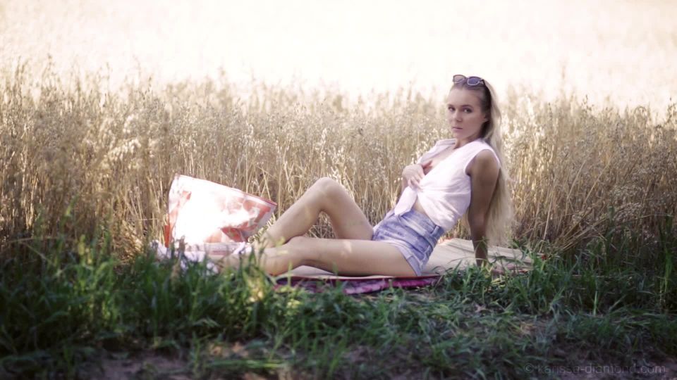 Karissa Diamondsuper soaker (karissa-diamond, 2019 09 08)