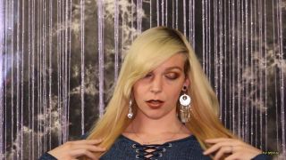 Gamer Girl Roxy - Sperma auf meine metallen lippen - 6x Ladungen 1080P - Amateur