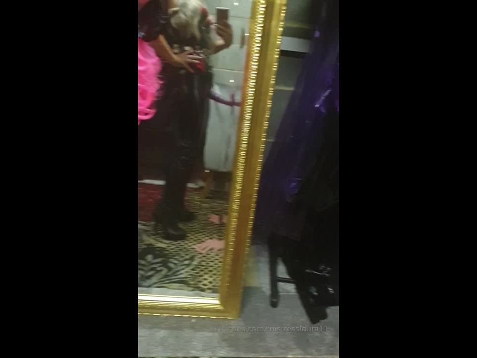 Miss Laura - mistresslaura11 () Mistresslaura - clip sissy slut sucking my strap on for the first time do you think shes done well 23-09-2019