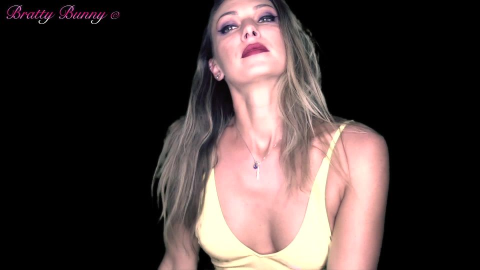 gratis porno video 15 Bratty Bunny - Tonto Para Cum Fetiche  fetiche porno garganta fetiche