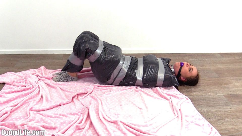 free online video 24 fetish webcam Bound Life – Extreme trash bag escape attempt!, bdsm on bdsm porn