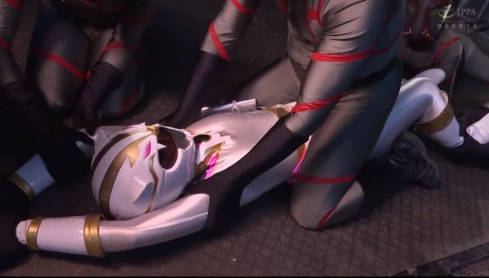 [SuperMisses.com] SPSA-76 Heroína Erótica Pinzas Omnibus Wild White - PART-SPSA-76_02