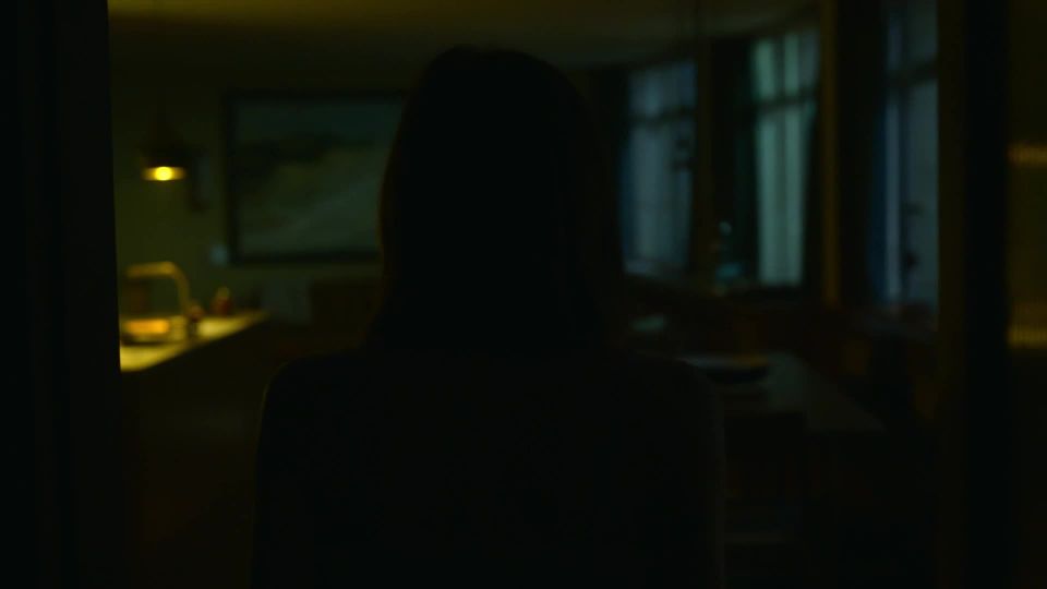 Emma Greenwell, Catherine Steadman - The Rook s01e03 (2019) HD 1080p - (Porno de Celebridad)