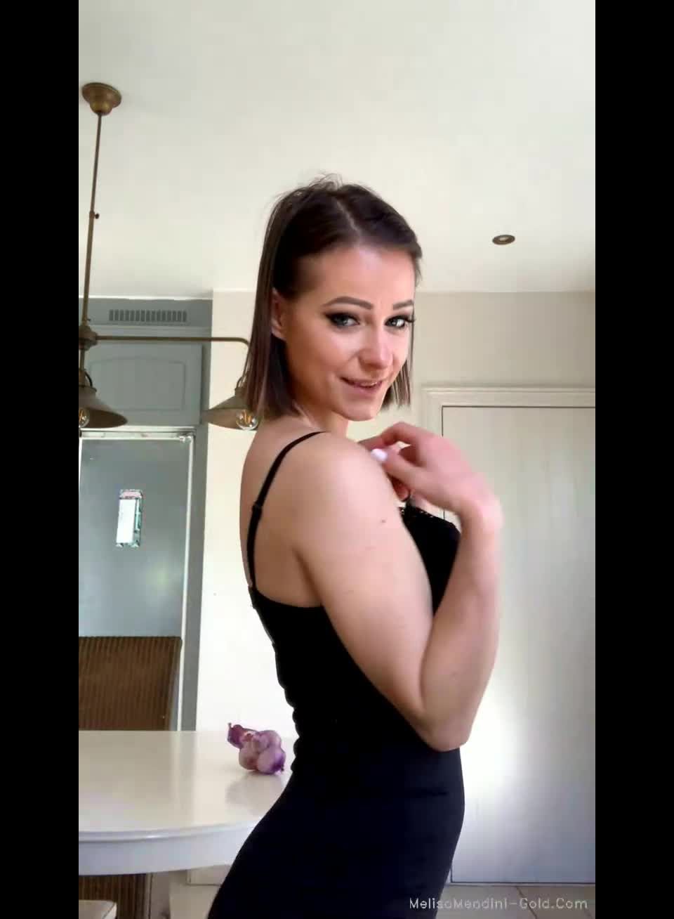 MelisaMendini () Melisamendini - stream started at pm 28-05-2020