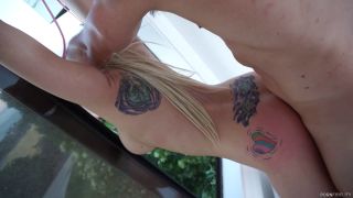 Video Christie Stevens  White Room w/ Christie 1080p FullHD