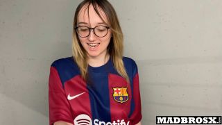 Video A Barcelona Supporter Fucked By PSG Fans In The Corridors Of ...