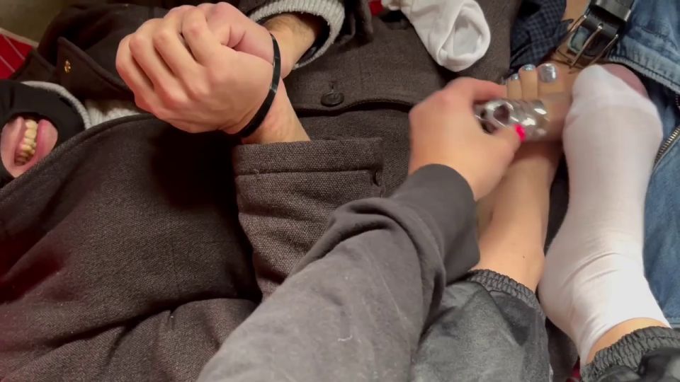 Femdom Porn Maitresse Parker – ¡En un lugar seguro! 2