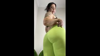 Mandy Lee () Mandylee - want a bite of this juicy green apple dm bite me and the rest of this juicy ap 06-02-2020
