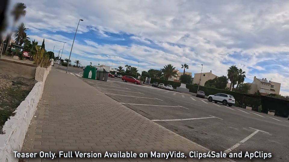 7174 Risky Public Sex in the City Center daringkiara 1080p