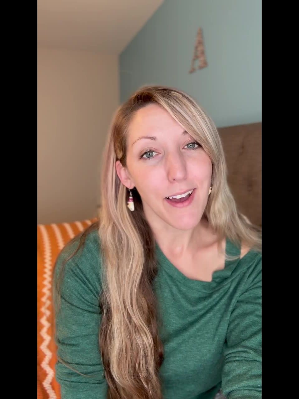 ErikaSwingz - Another Episode of Everything Erik - Blonde